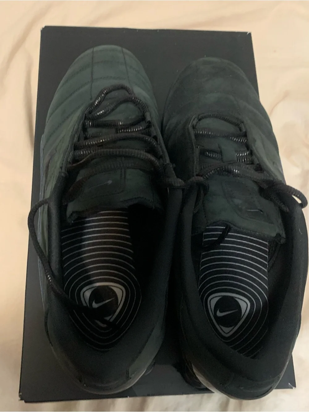 Nike Black Women S Total 90 Shox Magia Sneakers / Anthracite
